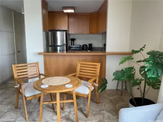 Photo #4: 202601532 Listing 