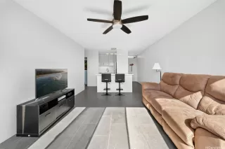 Photo #3: 202601542 Listing 