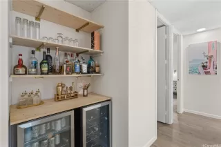 Photo #6: 202601548 Listing 