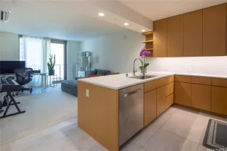 Photo #2: 202601555 Listing 