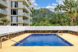 Photo #5: 202601570 Listing 