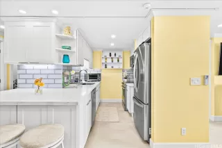 Photo #2: 202601571 Listing 