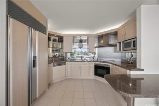 Photo #5: 202601580 Listing 