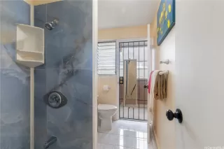 Photo #5: 202601587 Listing 