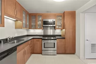 Photo #3: 202601591 Listing 