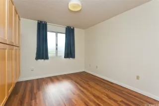 Photo #5: 202601599 Listing 