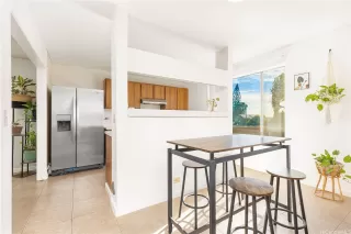 Photo #6: 202601618 Listing 