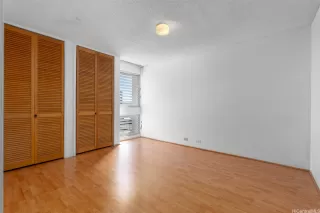 Photo #4: 202601623 Listing 