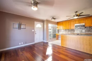 Photo #4: 202601660 Listing 