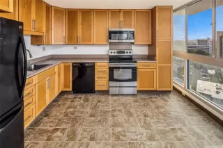 Photo #5: 202601696 Listing 