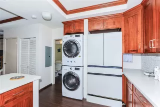 Photo #5: 202601781 Listing 