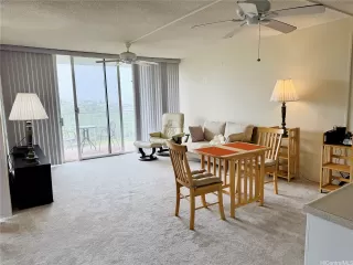 Photo #6: 202601795 Listing 