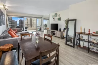 Photo #6: 202601802 Listing 