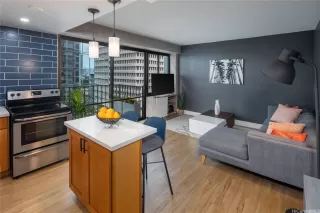 Photo #2: 202601804 Listing 