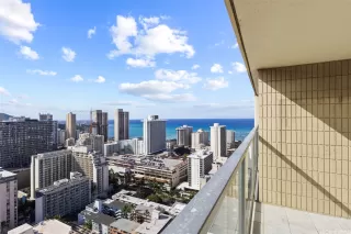 Photo #5: 202601950 Listing 