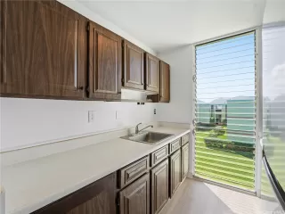 Photo #5: 202601960 Listing 