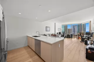 Photo #4: 202601966 Listing 