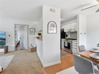 Photo #4: 202601977 Listing 