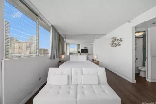 Photo #2: 202601981 Listing 