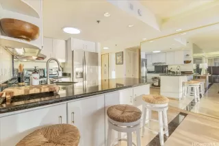 Photo #2: 202601988 Listing 