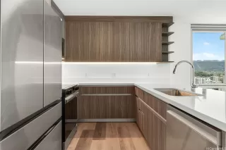 Photo #4: 202602177 Listing 