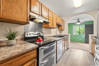 Photo #3: 202602277 Listing 