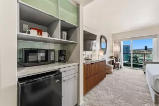 Photo #4: 202602285 Listing 