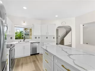 Photo #2: 202602287 Listing 