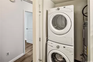 Photo #6: 202603336 Listing 