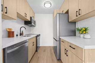 Photo #3: 202603369 Listing 