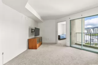 Photo #4: 202603384 Listing 