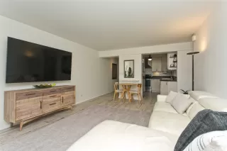 Photo #3: 202603387 Listing 