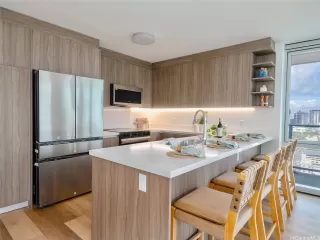 Photo #3: 202603389 Listing 