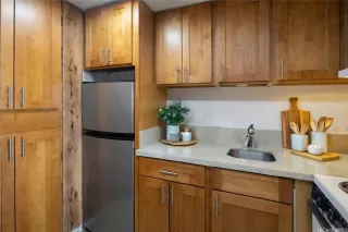 Photo #5: 202603404 Listing 