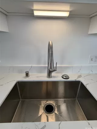 Photo #4: 202603413 Listing 