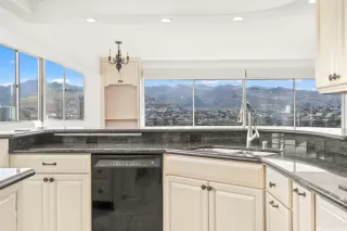 Photo #3: 202603439 Listing 