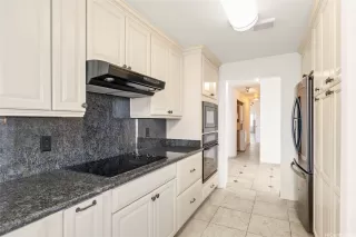 Photo #4: 202603439 Listing 