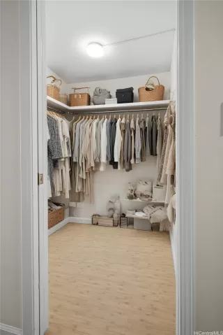 Photo #6: 202603440 Listing 