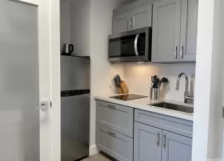 Photo #5: 202603468 Listing 