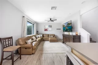 Photo #3: 202603470 Listing 