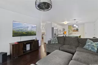 Photo #6: 202603476 Listing 