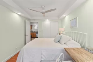 Photo #5: 202603493 Listing 