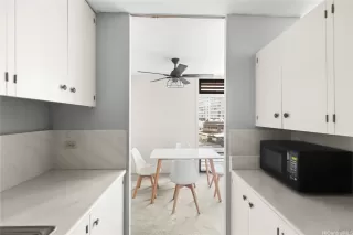 Photo #5: 202603520 Listing 