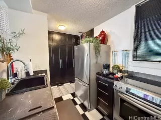 Photo #5: 202603536 Listing 