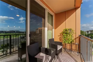 Photo #5: 202603567 Listing 