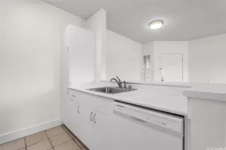 Photo #3: 202603572 Listing 