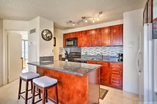 Photo #4: 202603596 Listing 