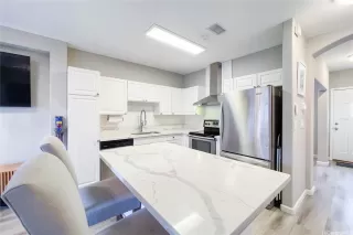 Photo #4: 202603601 Listing 