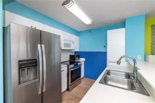 Photo #4: 202603605 Listing 