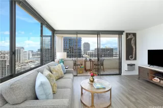 Photo #5: 202603609 Listing 